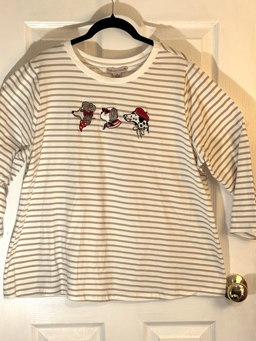 Carolyn Taylor 2X Women’s White/Beige Striped 3/4 Sleeve, Embroidered Dogs Top
